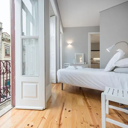 Porto Windows By Central Station By Lovelystay