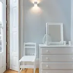 Lovelystay - Windows With Ac By Station Apartman Porto